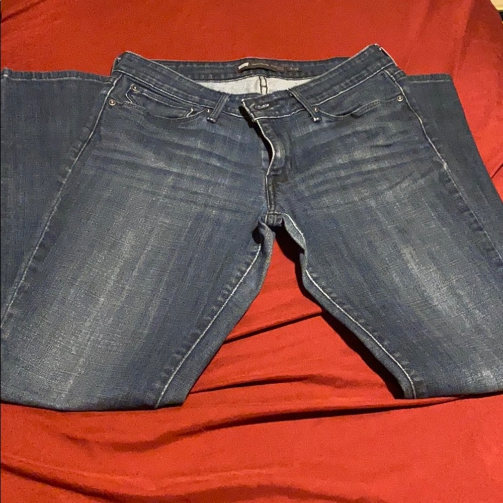 Women’s Levi jeans